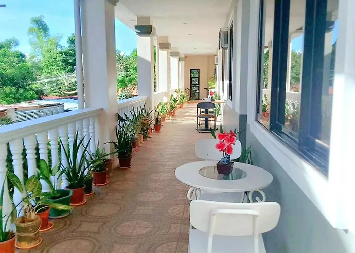 Apartment Romantic Getaway》balcony+garden View & Fast Wi-fi *